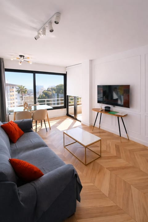 Communal lounge/ TV room, Seating area