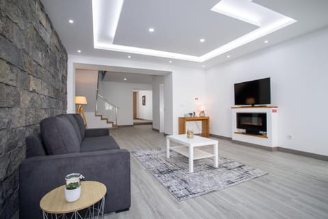 TV and multimedia, Living room