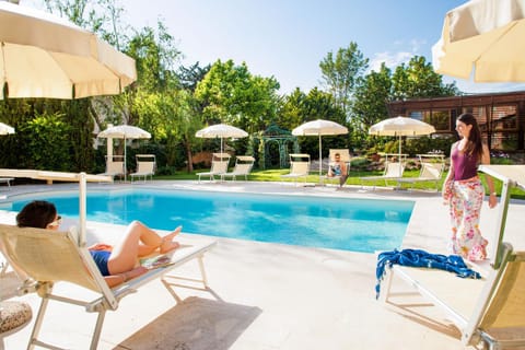 Garden, Swimming pool