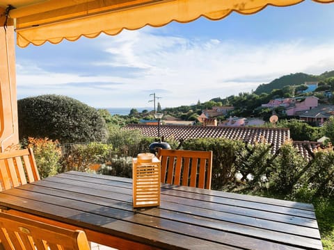 Patio, Text overlay, Sea view