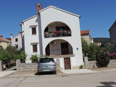 Property building, Street view, Parking