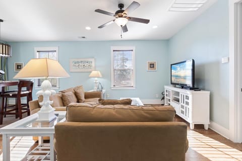 Madiera Magic House in Briarcliffe Acres