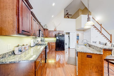 Hillcrest Hideaway House in Chatuge Lake