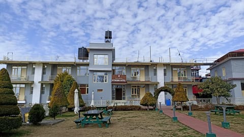 Property building, Garden, Garden view