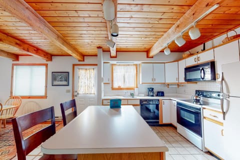 Snow Country Home House in Wilmington