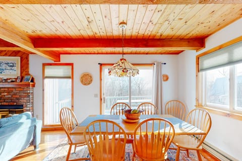 Snow Country Home House in Wilmington