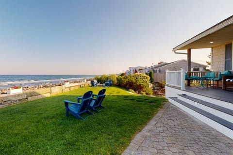 Shang-Rye-La House in North Hampton