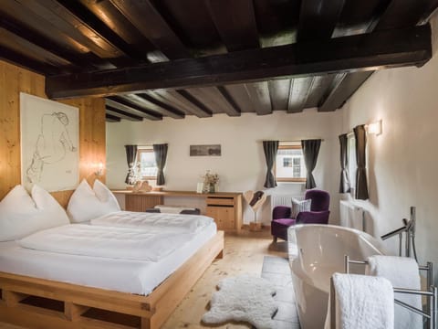 Property building, Living room, Bedroom