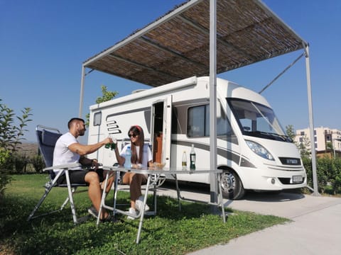 Day, People, Natural landscape