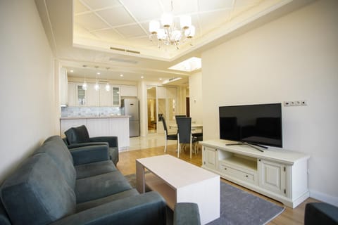 Communal lounge/ TV room, TV and multimedia, Living room, Seating area