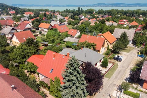 Property building, Bird's eye view, City view, Street view