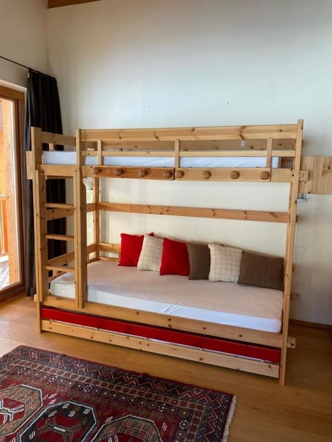 bunk bed
