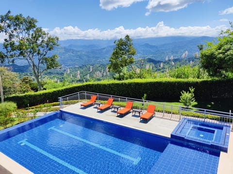 Mountain view, Swimming pool