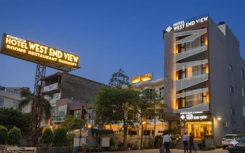 Property building, Location, Parking