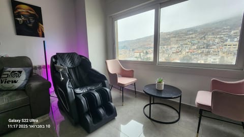 Other, City view, Mountain view, sunbed