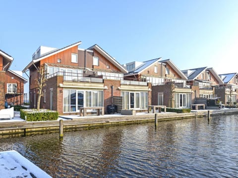 Property building, Winter