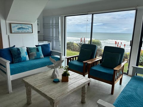 Living room, Sea view
