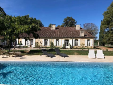 Property building, Pool view, sunbed