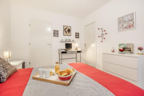Luxueux Paris - Bagnolet - Les Lilas-Parking Gratuit Apartment in Paris