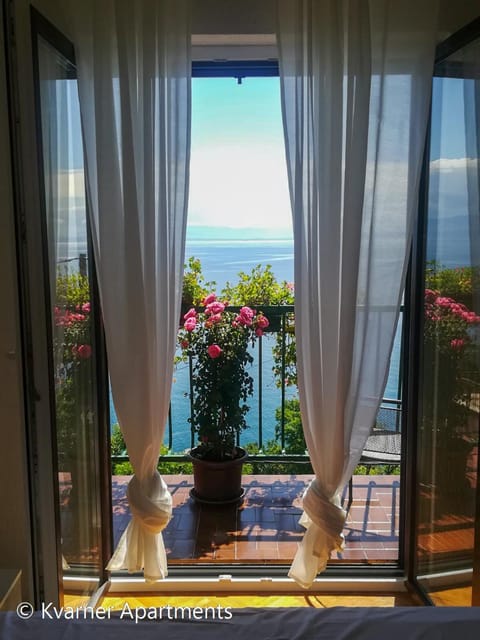 View (from property/room), Sea view, Sea view