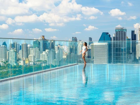 City view, Pool view, Swimming pool