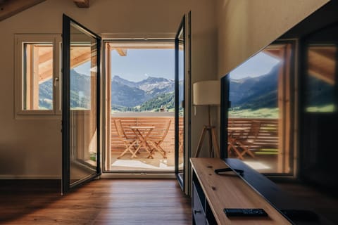 Seating area, Mountain view, Mountain view