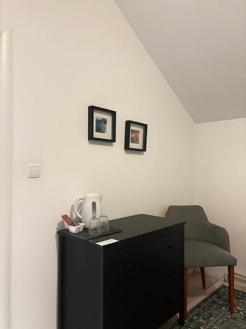 Text overlay, Drinks