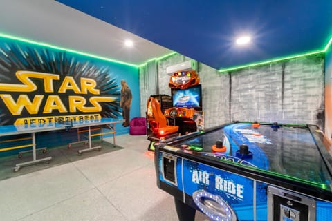 Communal lounge/ TV room, Game Room, Evening entertainment