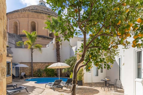 Garden, Landmark view, Swimming pool, sunbed, Internal: Not applicable to any particular room