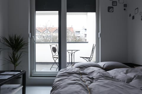Bed, Balcony/Terrace