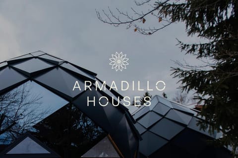 Property building, Facade/entrance, Property logo or sign