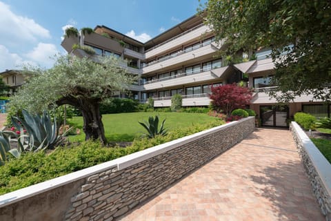 Il Sogno Apartments Apartment hotel in Desenzano del Garda