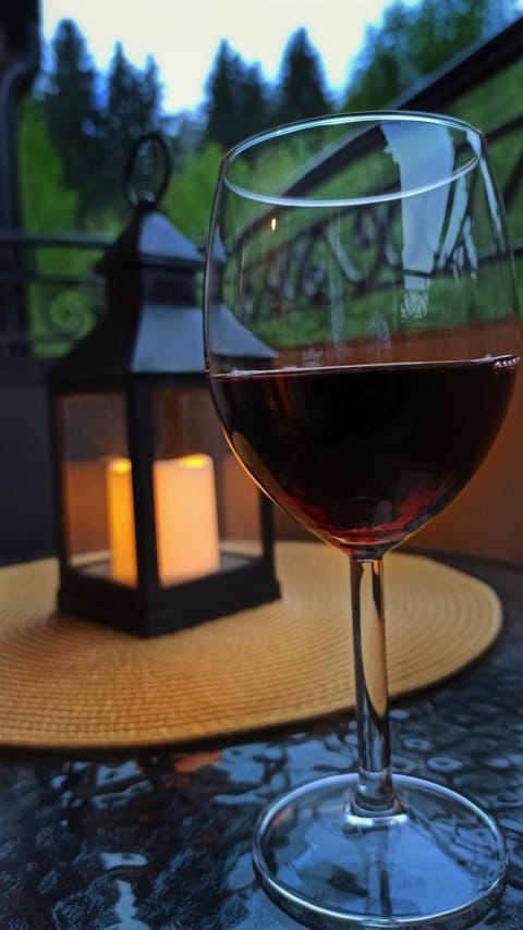 Balcony/Terrace, Mountain view