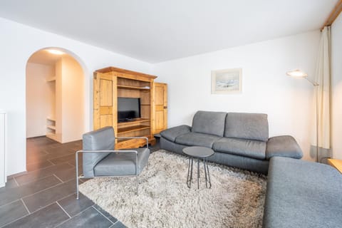 Casa Guarda Val 1 Apartment in Canton of Grisons