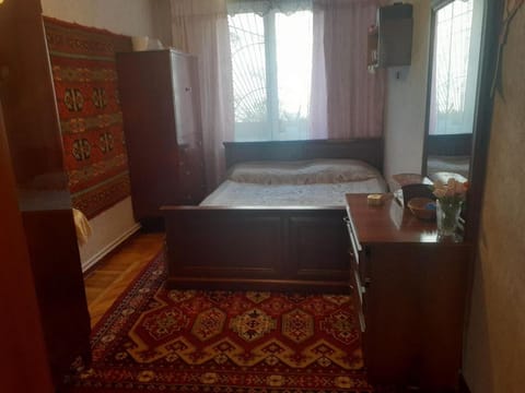 Bed, Day, Bedroom