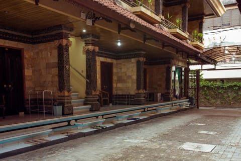 Property building, Patio