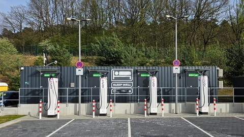 Property building, Day, Parking