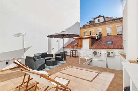 Solarium, Balcony/Terrace, Internal: Not applicable to any particular room