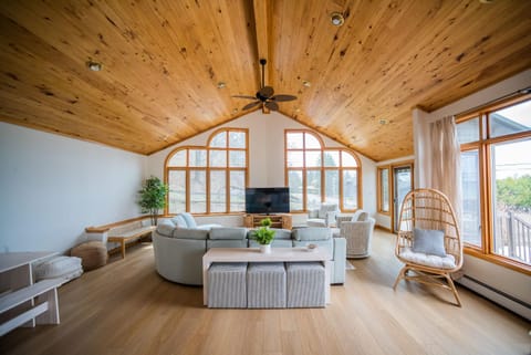 Crystal Lake Hillside with Private Sandy Beach House in Crystal Lake