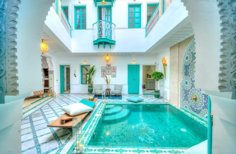 Swimming pool