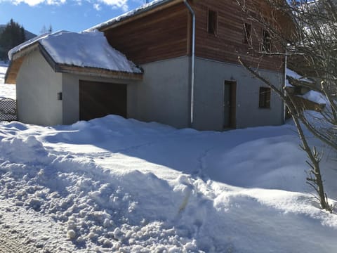 Property building, Winter
