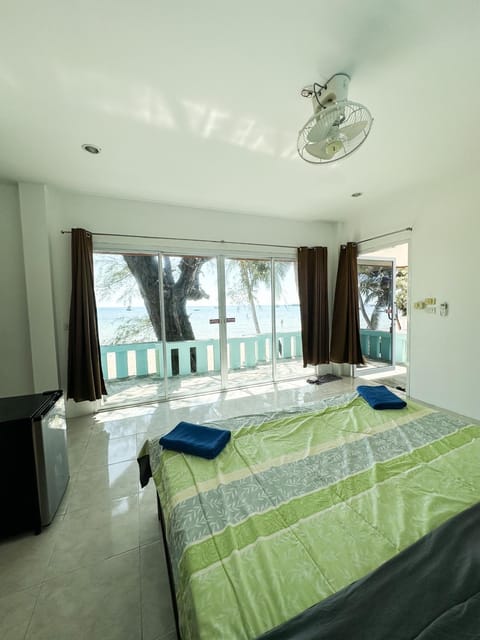 O'chai Bungalows Resort in Ko Tao