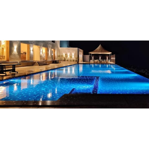 Night, Swimming pool