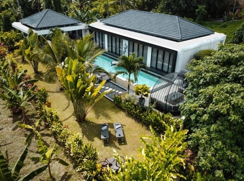 Property building, Natural landscape, Garden, Swimming pool