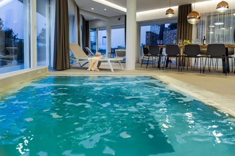 Luxe villa 2 pools, sauna Villa in Stari Grad
