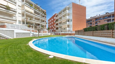 Property building, Pool view, Swimming pool