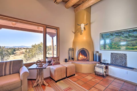 Santa Fe Sanctuary with Views at Every Turn House in New Mexico