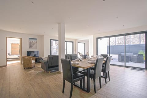 Quijote, Maison moderne avec terrasse à Caen House in Caen