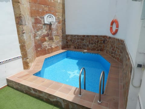 Garden, Swimming pool