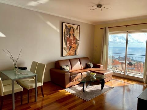 Balcony/Terrace, Living room